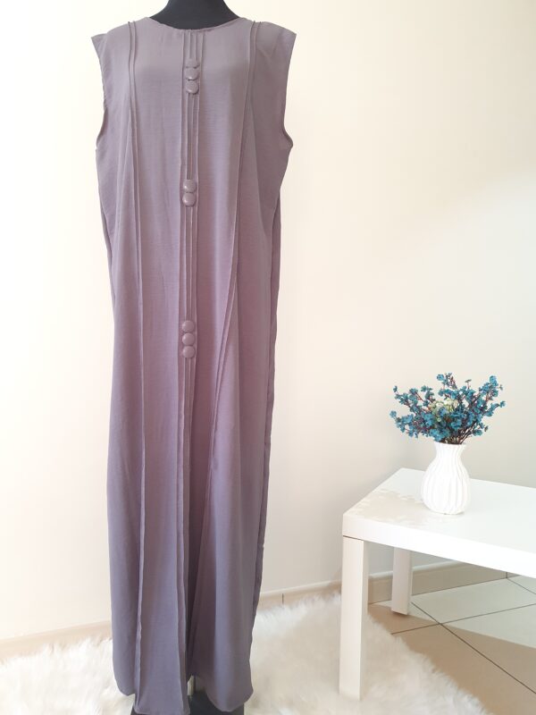 sous-robe grise